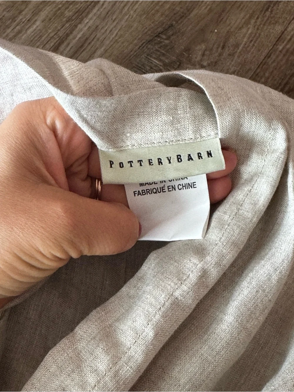 Pottery barn linen pillow sham 26x26 cream color ruffles
